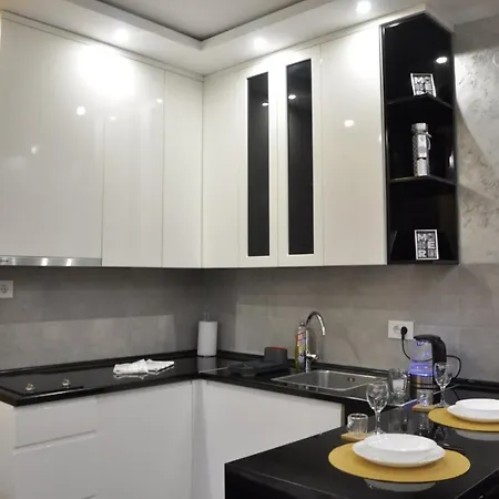 アパート Mali Princ Pupin Palace ノヴィ・サド